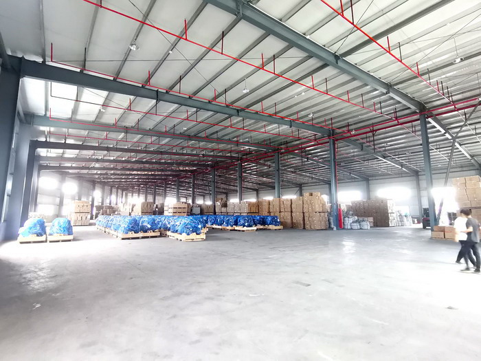 大型倉(cāng)庫(kù)